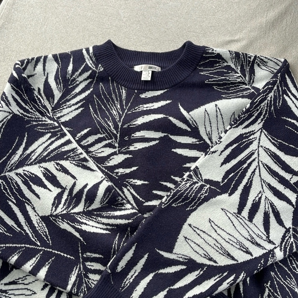Amuse Society Tropical Dolman Sleeve sweater Small